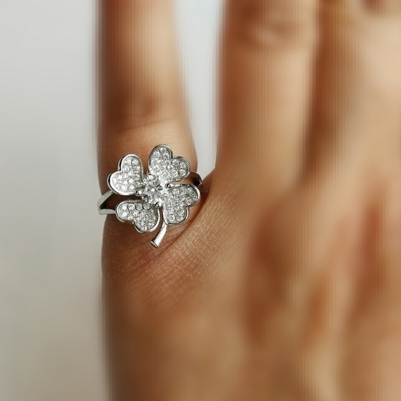 Sterling Silver CZ Clover Flower Ring Size 9 NWT - Picture 5 of 6